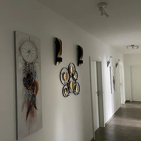 Friendly-room 200 M To 5 Museums Hostel